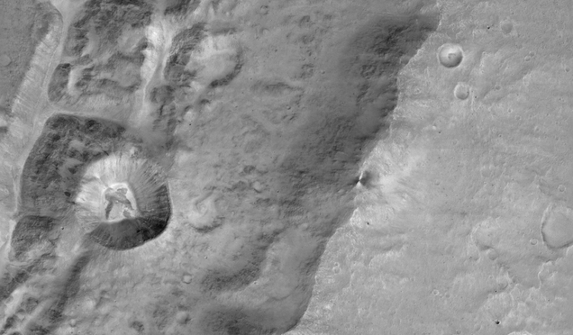 Close-up of a large crater near Mars’ equator, captured on November 22nd by the Trace Gas Orbiter. Image: ESA/Roscosmos/ExoMars/CaSSIS/UniBE